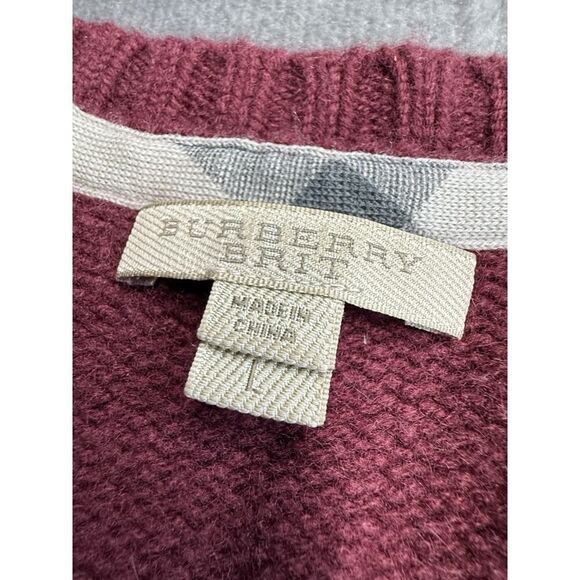 Burberry Brit 100% Cashmere Sweater V-Neck Burgundy Red Size L UNISEX - Picture 10 of 12